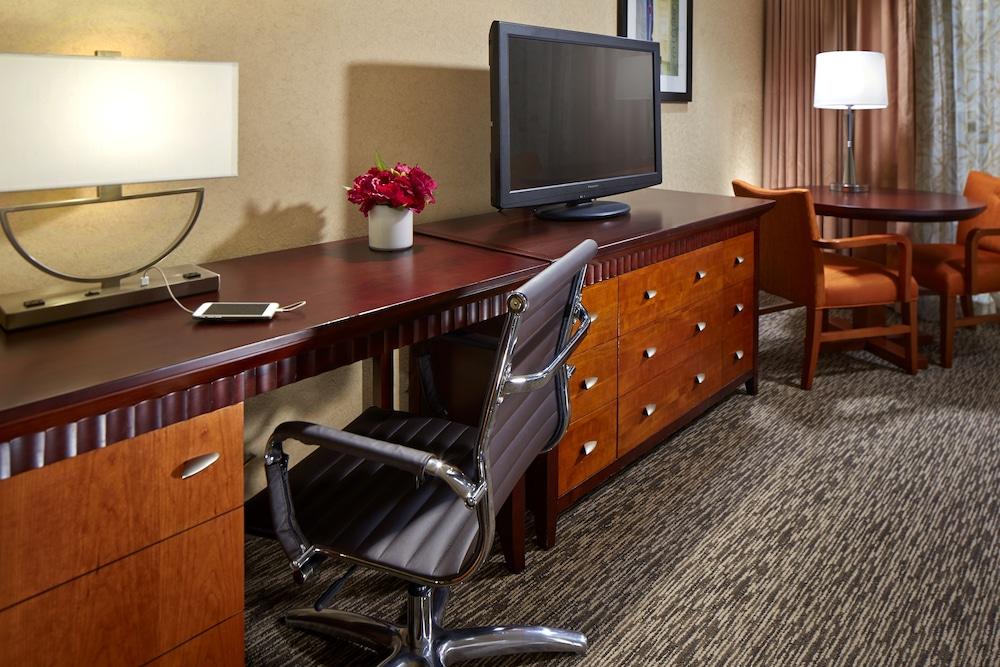 Anaheim Portofino Inn & Suites Extérieur photo