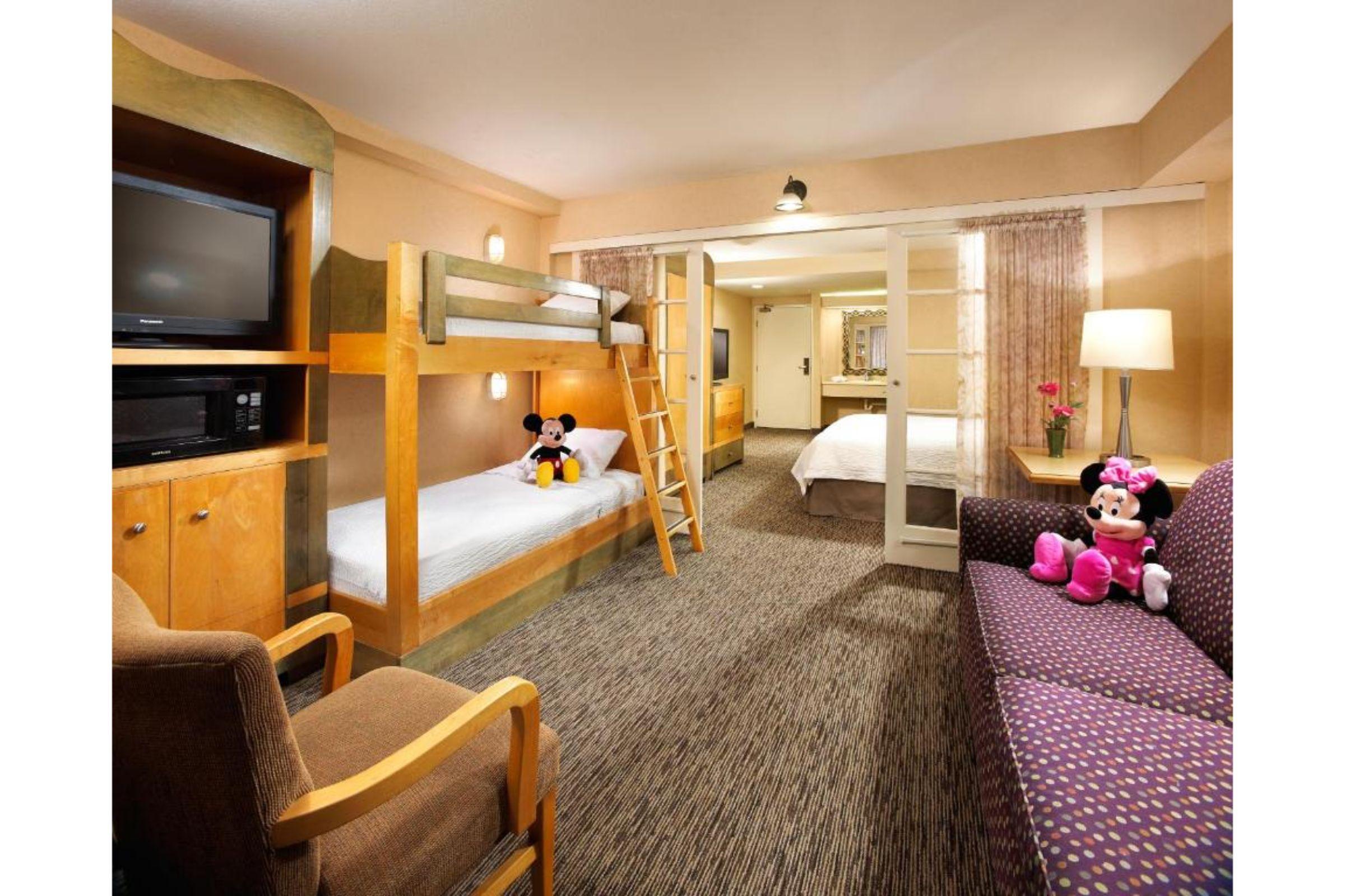 Anaheim Portofino Inn & Suites Extérieur photo