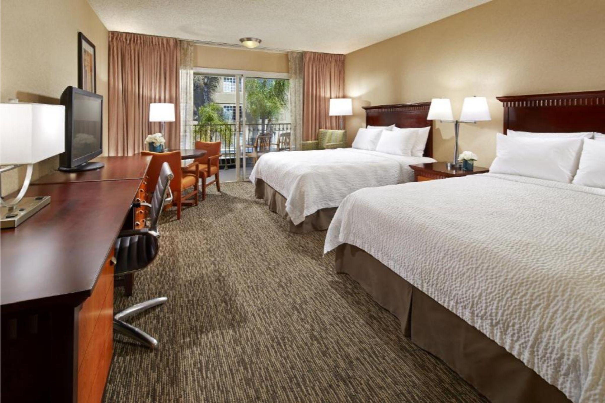 Anaheim Portofino Inn & Suites Extérieur photo