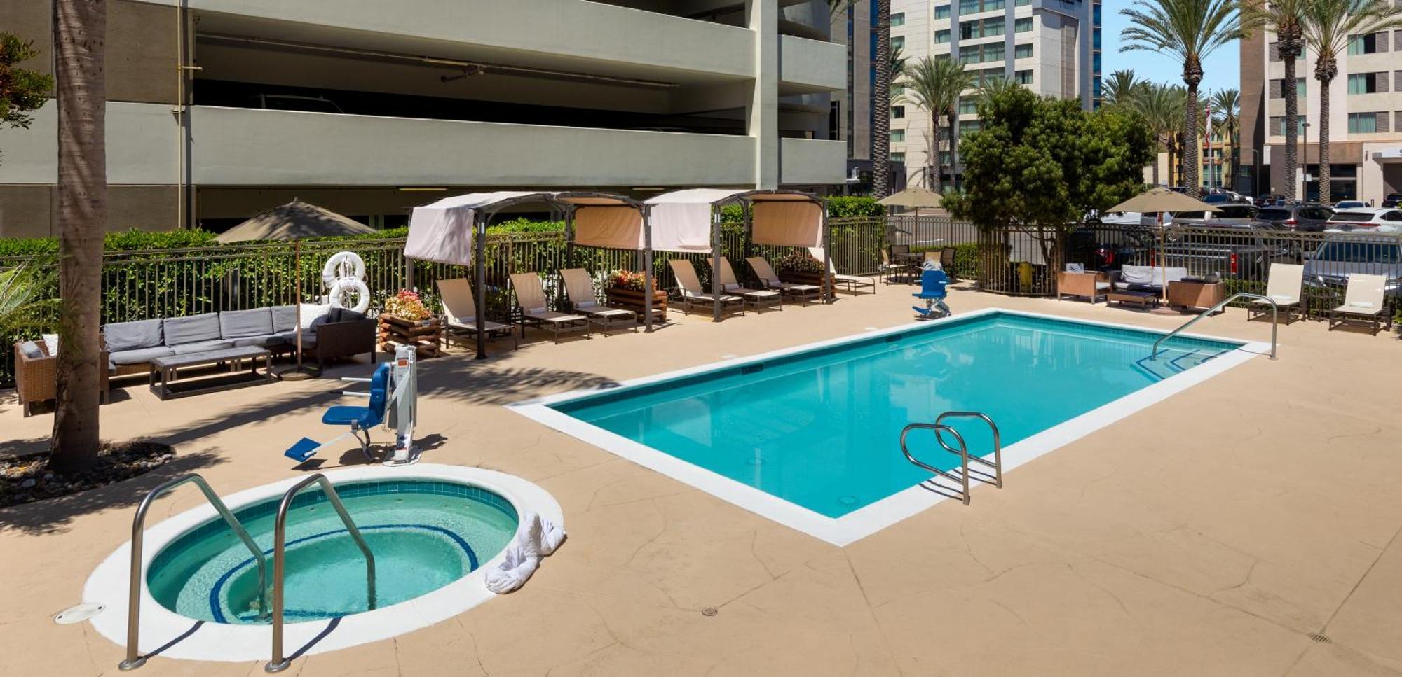 Anaheim Portofino Inn & Suites Extérieur photo